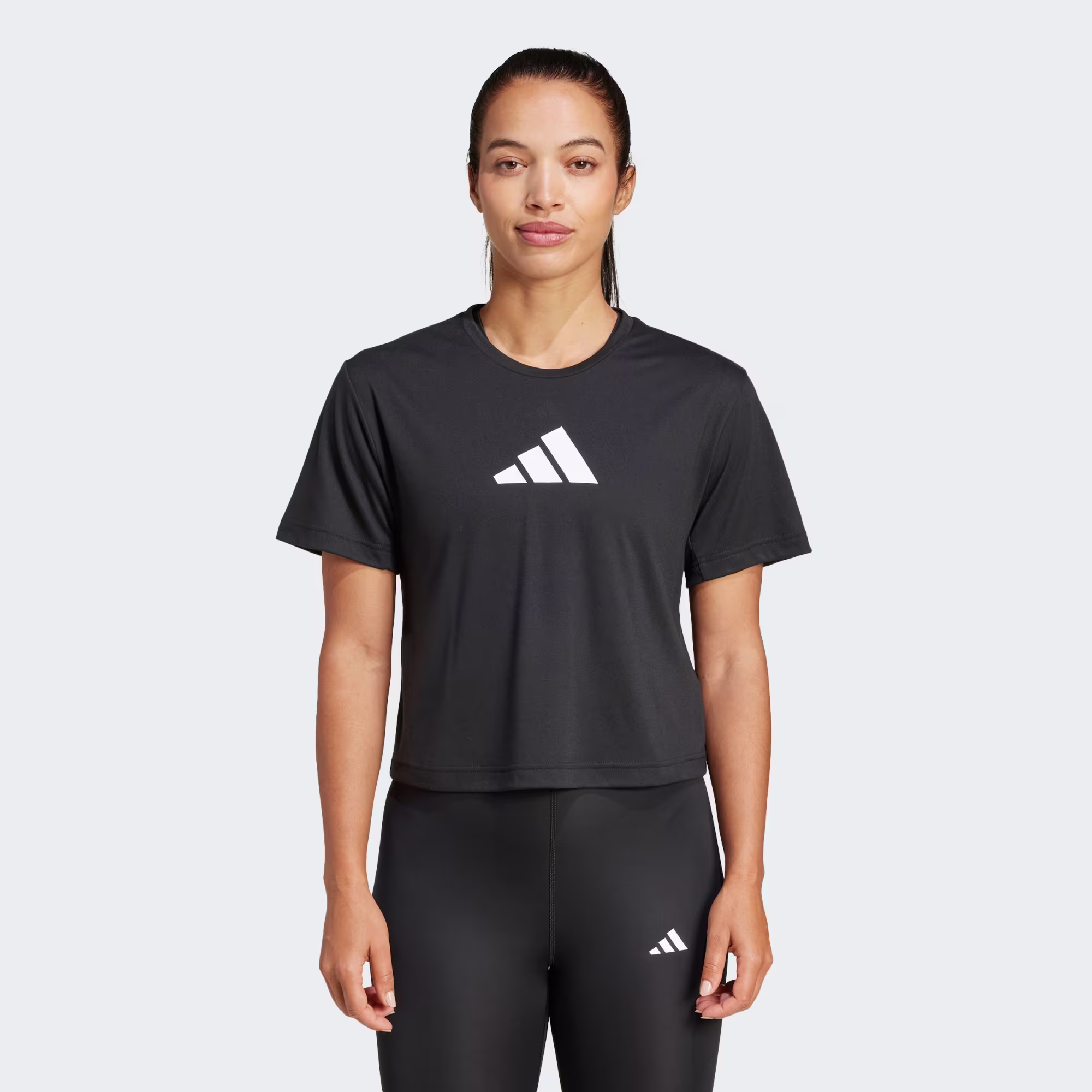 Train Essentials Big Logo Performance Training Tee